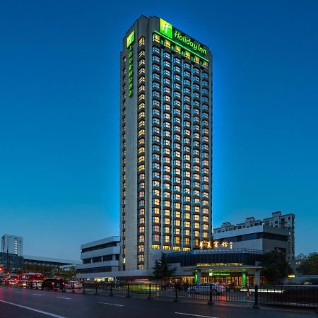 Holiday Inn Shanghai Huaxia By Ihg - Overlooking City Scenery At Sky View Restaurant Exterior foto